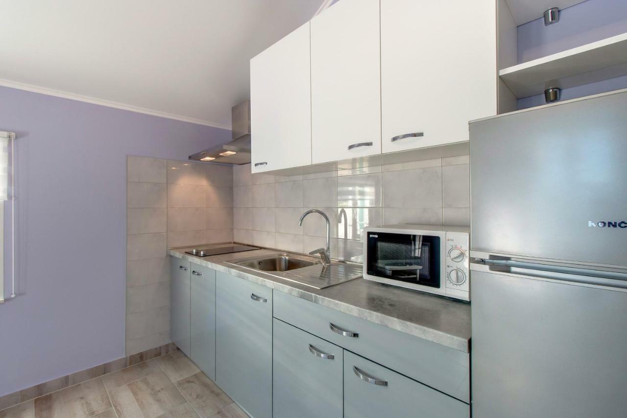 Apartman Leon & Rent A Quad Mali Lošinj Exterior foto